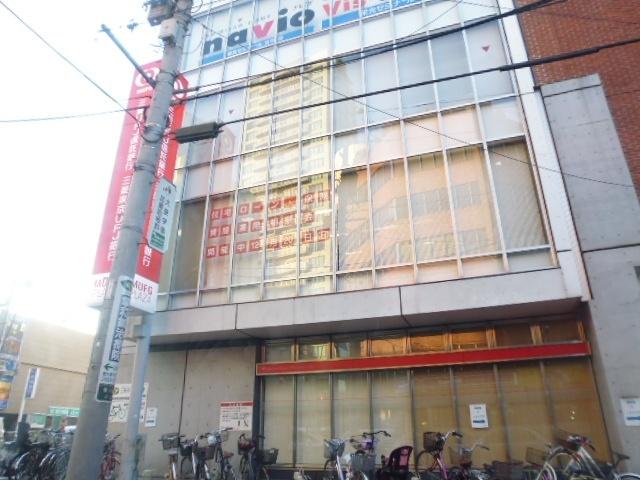 三菱UFJ銀行大泉支店：728m