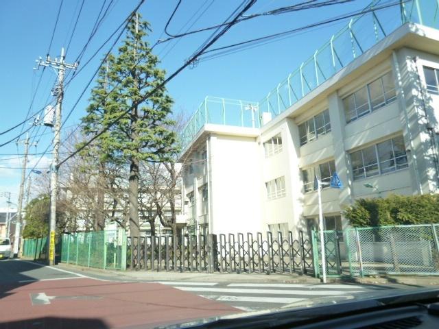 練馬区立大泉南小学校：522m