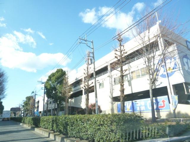 スーパーバリュー練馬大泉店：592m