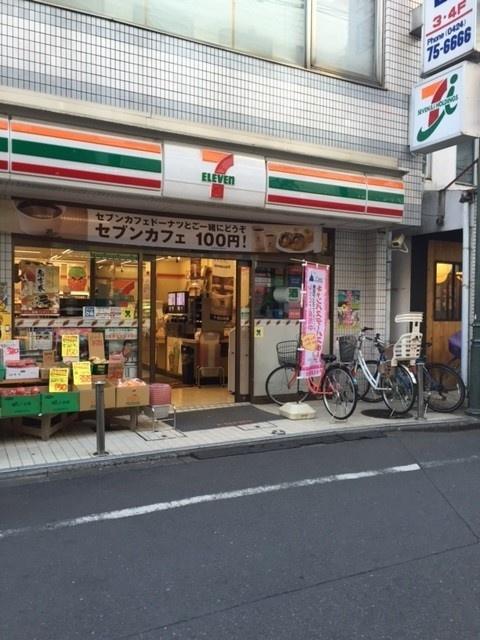 セブンイレブン東久留米駅北口店：68m