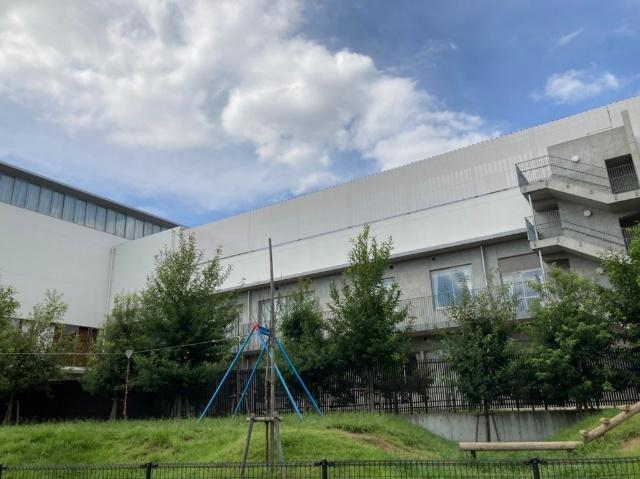 西東京市立ひばりが丘中学校：1460m