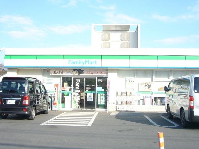 ファミリーマート西東京谷戸町店：352m