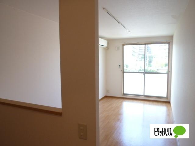 ボナールハウス新川（105） 部屋画像
