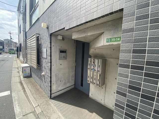 レガリア大泉学園 エントランス
