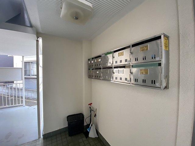 伏見昭栄ハイツ ロビー
