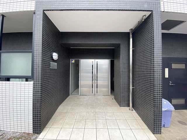 エルヴィエントアース武蔵関公園 エントランス