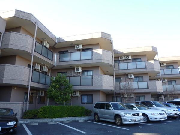 ロイヤルシャトー南大泉 外観