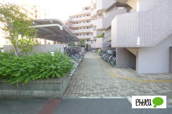 ヴィルヌーブ清瀬 駐車場