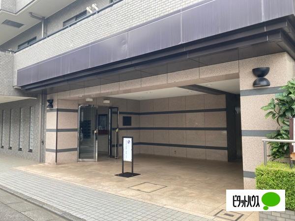 ヴィルヌーブ石神井公園 エントランス