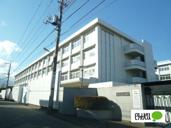 高校