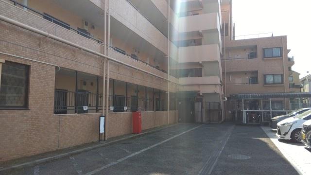 ライオンズマンション久米川第5 外観