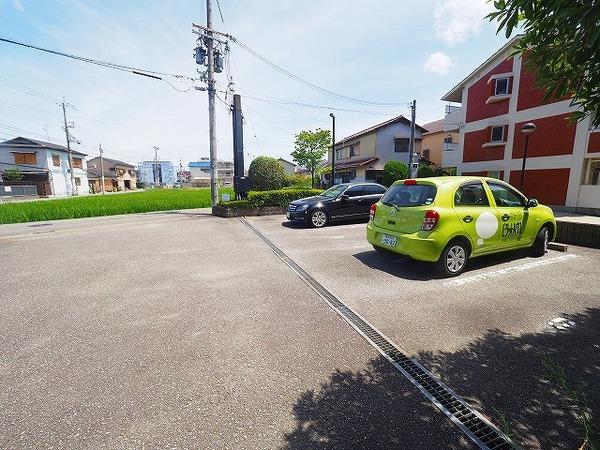ウィステリア武庫之荘（102） 駐車場