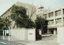 尼崎市立武庫庄小学校：928m