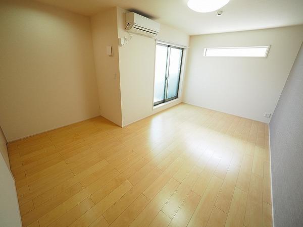 フジパレス西本町北通Ⅰ番館（303） リビング