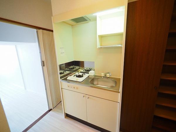 グランドネイジュ東園田（303） キッチン