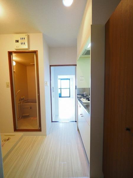 グランドネイジュ東園田（303） 玄関