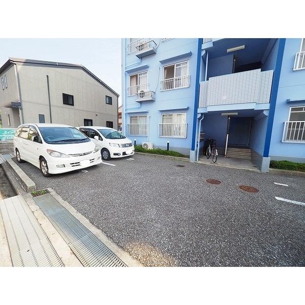 フルーツヴィラマルイ（301） 駐車場
