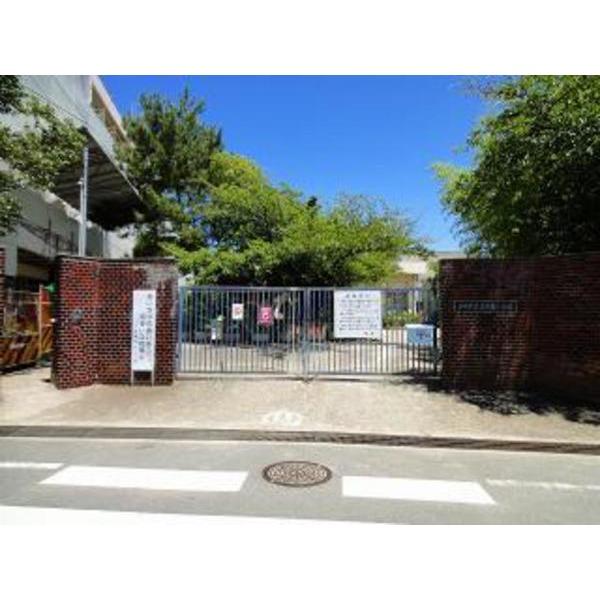 尼崎市立立花南小学校：172m
