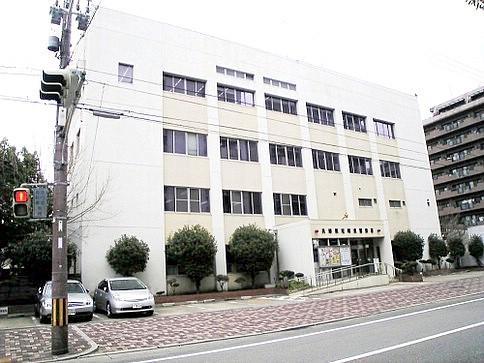 尼崎東警察署：382m
