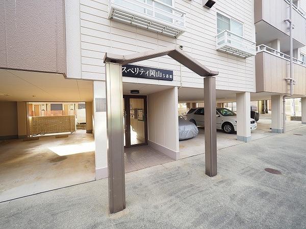 スペリティ岡山５番館（303） エントランス