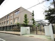 尼崎市立園田東中学校：383m