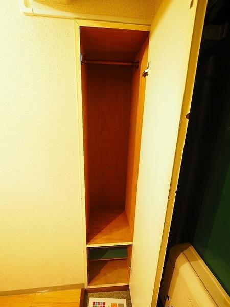 アーバンハイツテラモト（212） 収納