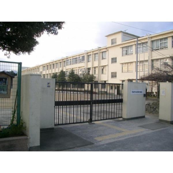 尼崎市立立花中学校：656m
