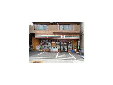 セブンイレブン尼崎杭瀬本町東店：65m