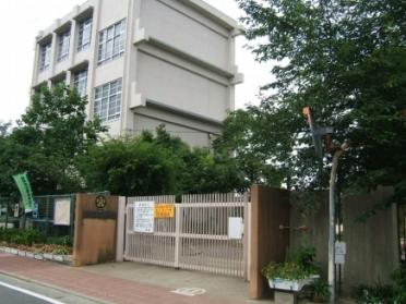 尼崎市立立花西小学校：418m