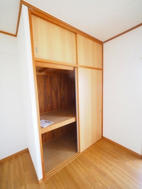 ハイツ南苑荘Ⅲ（303） 収納