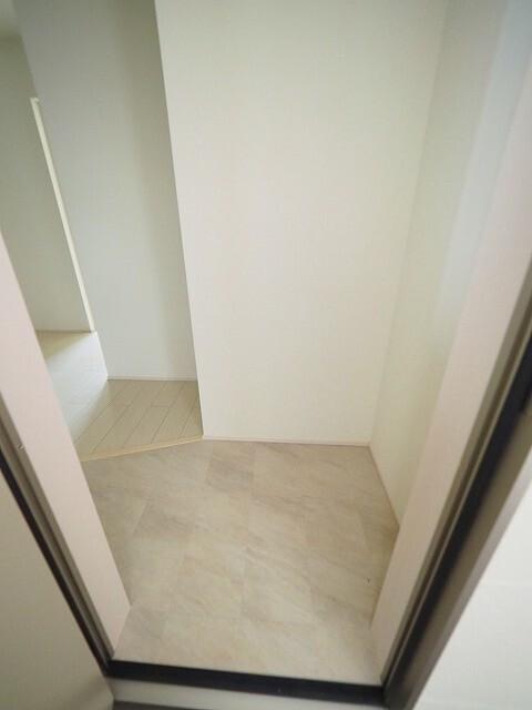 フジパレス阪急園田ＥＡＳＴⅤ番館（305） 玄関