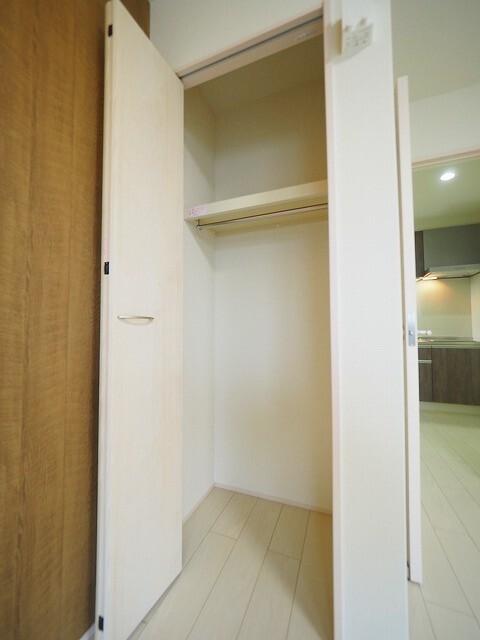 フジパレス阪急園田ＥＡＳＴⅤ番館（305） 収納