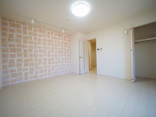フジパレス西本町Ⅲ番館（201） リビング