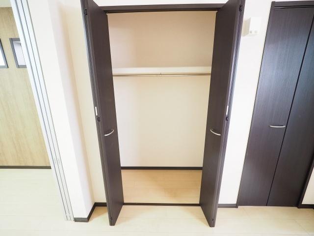 フジパレス西本町（205） 収納