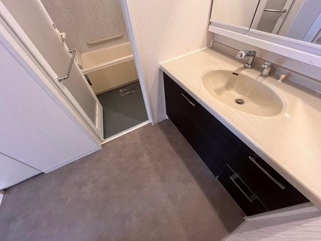 ベレッツァ尼崎 洗面