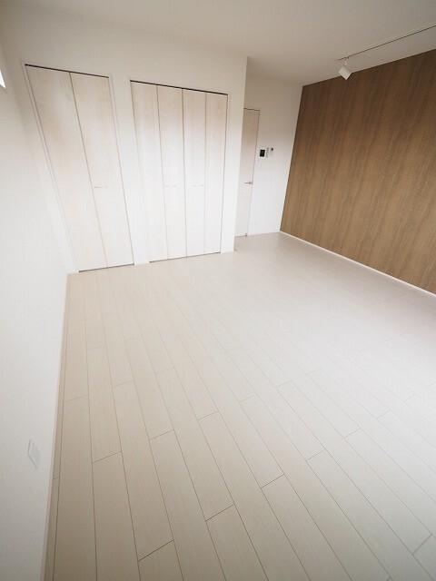 フジパレス尼崎ガーデンⅤ番館（301） リビング