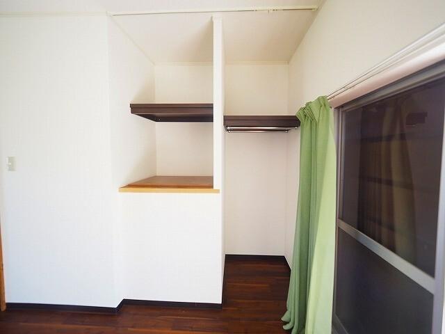 東園田６丁目貸家 収納