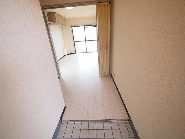 コーポU（301） 玄関