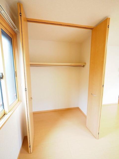 グリーンパーク尾浜（102） 収納