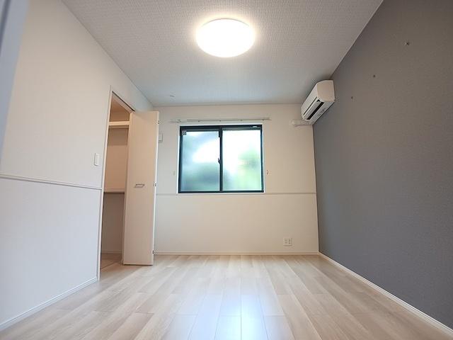 コテポルト（103） 室内