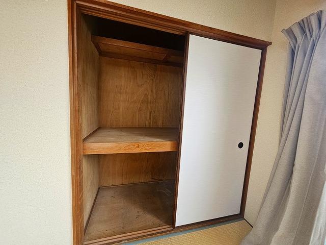 ハイツフェニックス 収納