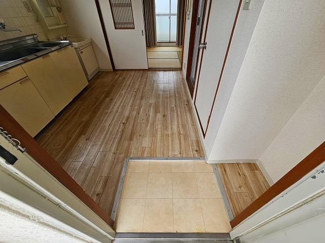 ハイツフェニックス 玄関