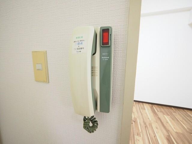 シロハイヌ尼崎（402） セキュリティ