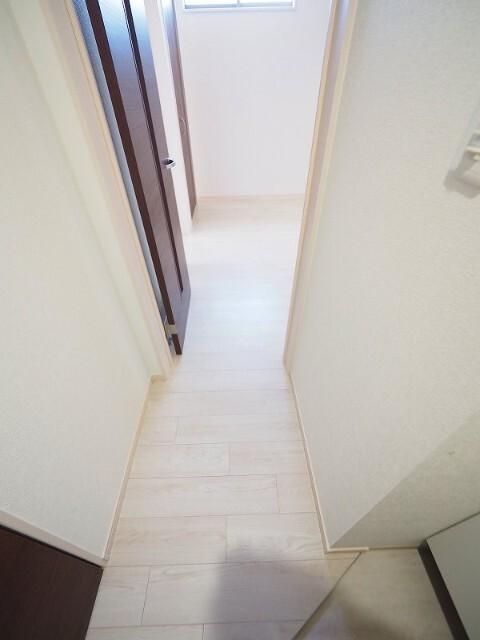 The Residence 大庄西町（203） 玄関