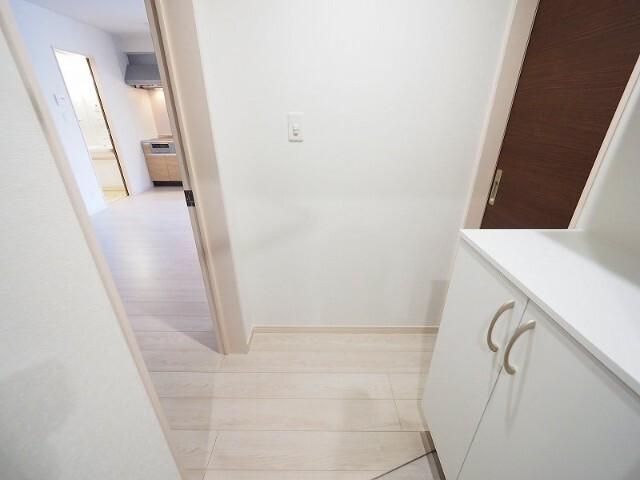 The Residence 大庄西町（102） 玄関