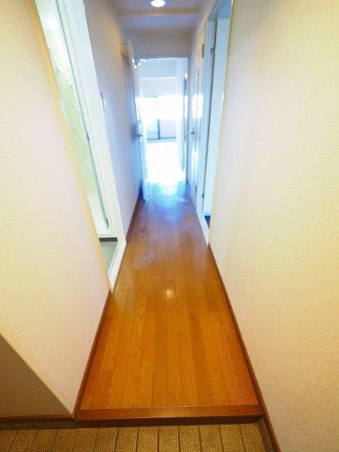 アルコ北園田（303） 玄関