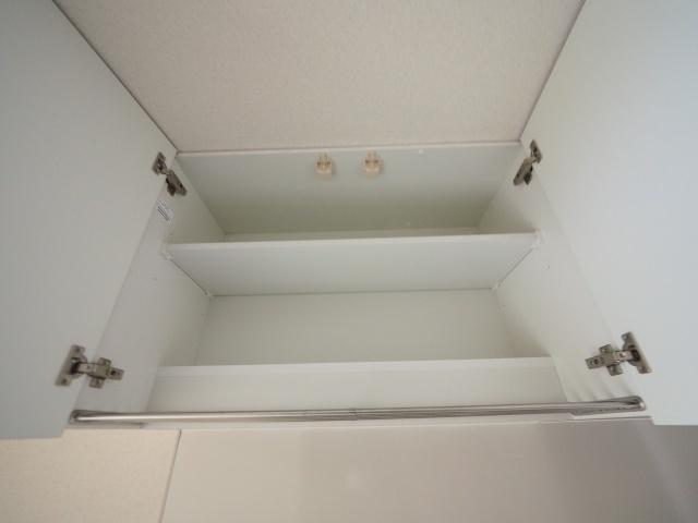 尼崎市東園田町アパート 収納