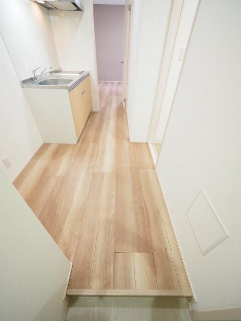 フジパレス神田南通Ⅱ番館（102） 玄関