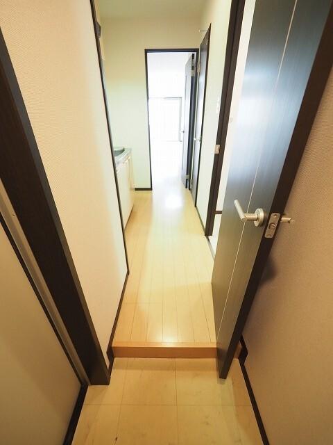 フジパレス立花サウス（106） 玄関