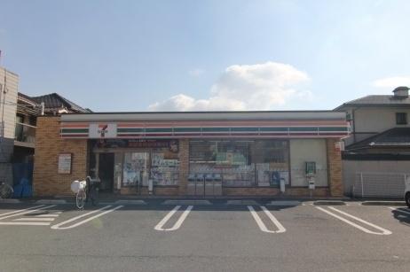 セブンイレブン尼崎西難波6丁目店：212m